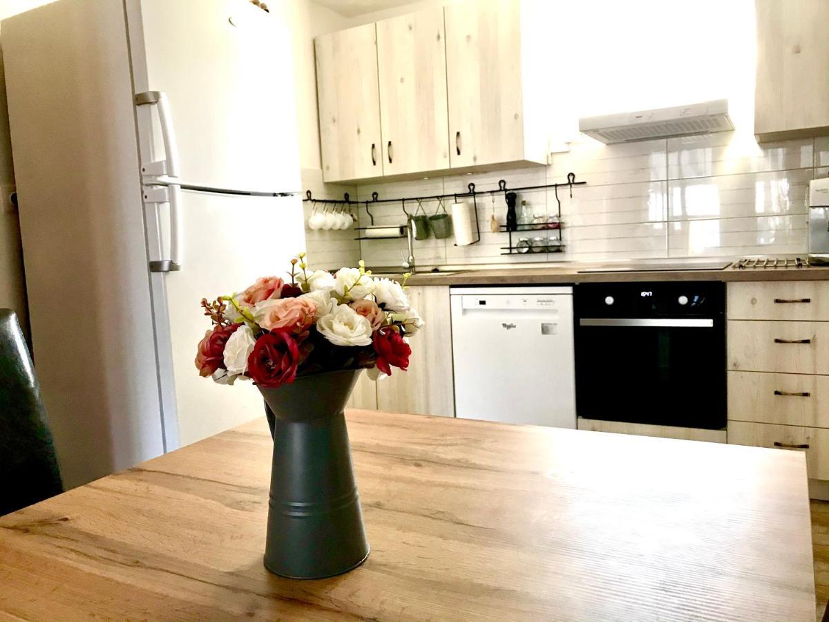 Viharsarki Apartman 久洛 外观 照片
